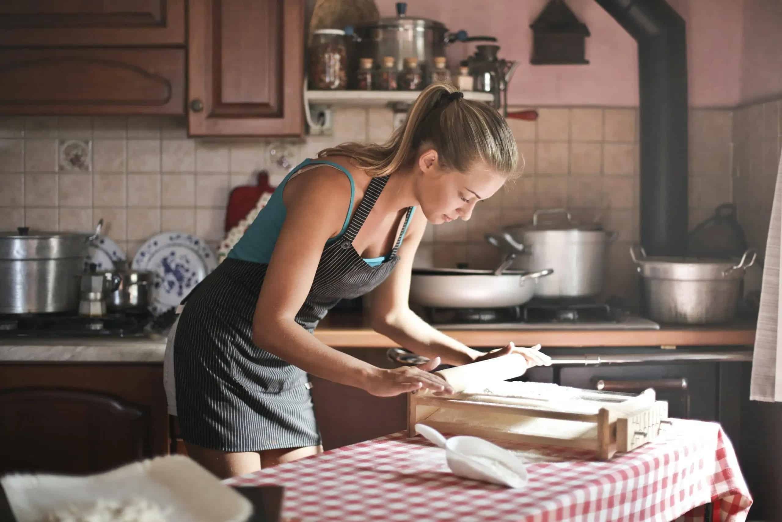woman-baking.jpg